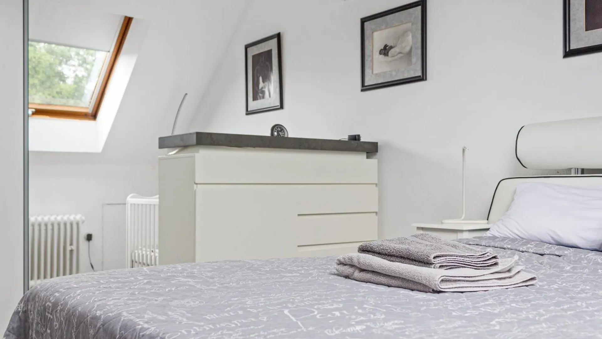 Apartamento Charmante Maisonette Wohnung Mit Balkon Und Gartenblick Colónia