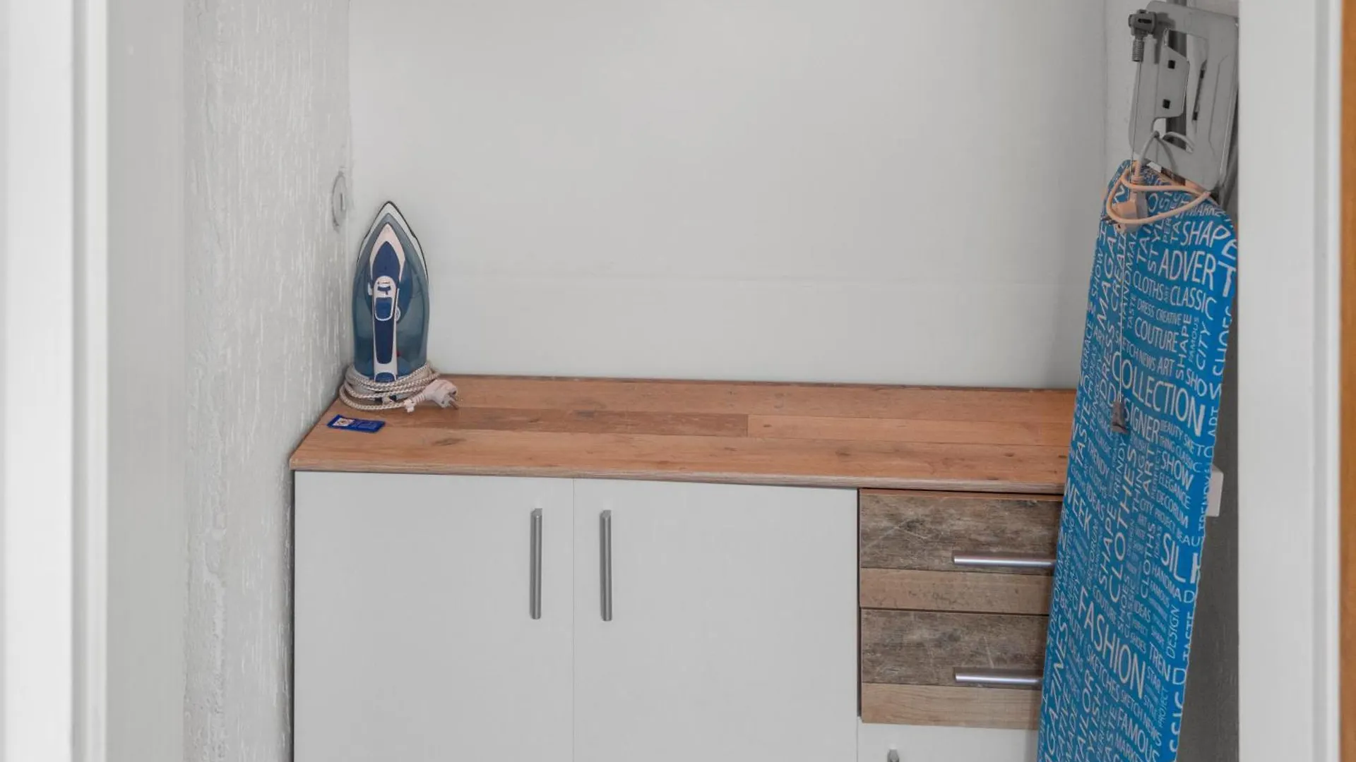 Charmante Maisonette Wohnung Mit Balkon Und Gartenblick Colónia Apartamento